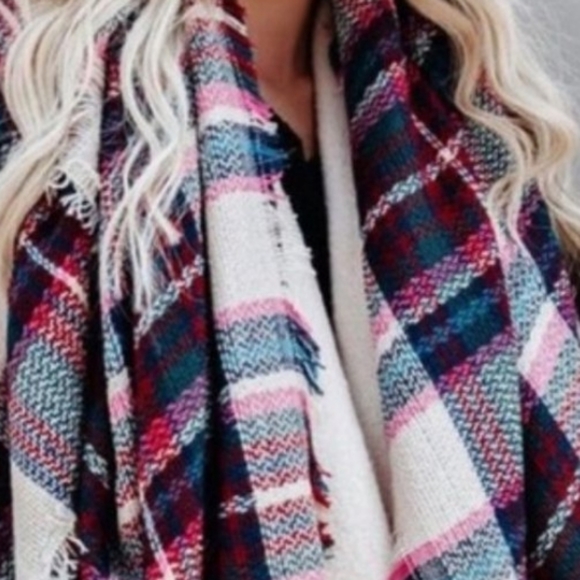 OVERSIZED BLANKET SCARF - Picture 3 of 7